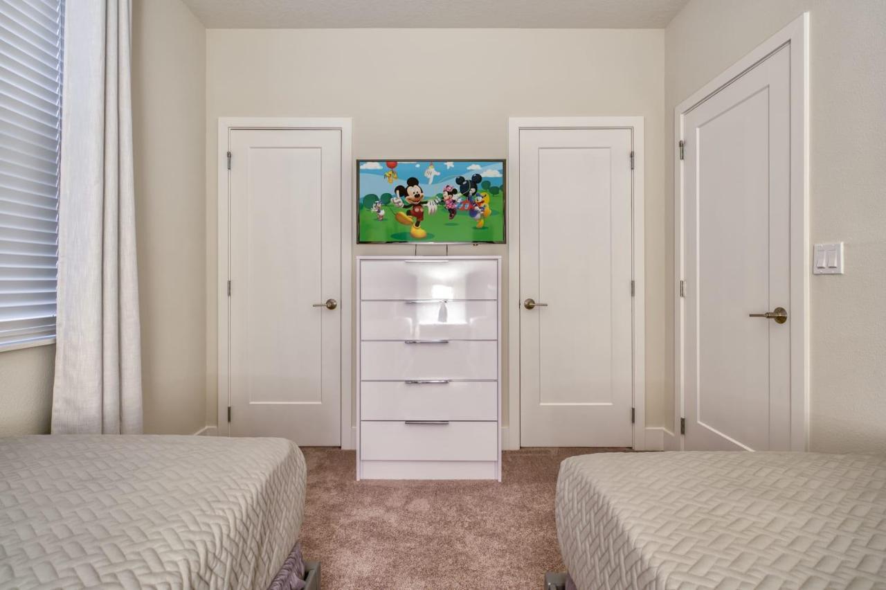 Pleasant Townhome With Private Pool Near Disney Four Corners Exterior foto