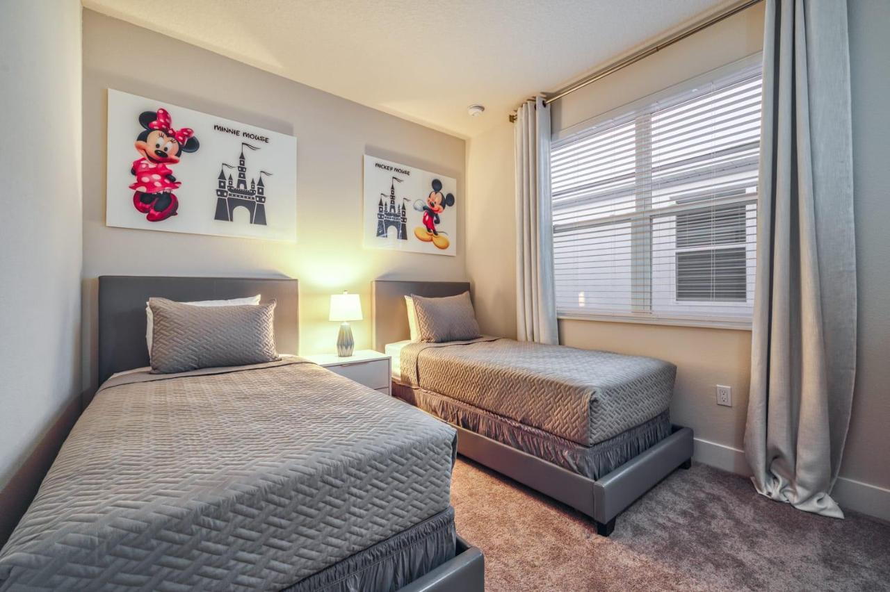 Pleasant Townhome With Private Pool Near Disney Four Corners Exterior foto